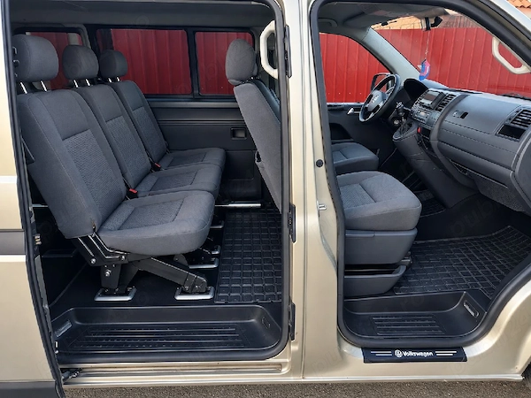 VOLKSWAGEN Transporter 2009 — imagine 3
