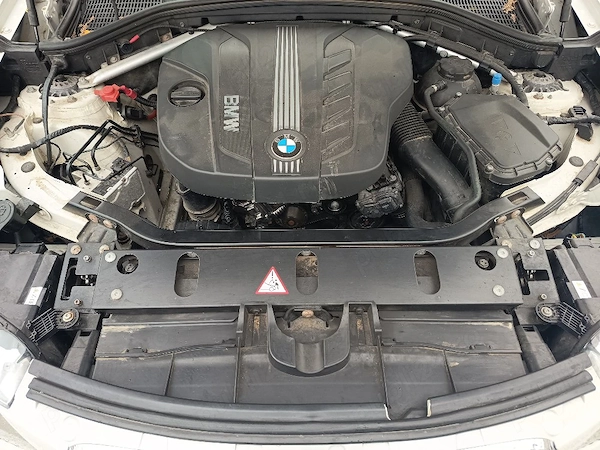 BMW  2011 — imagine 4