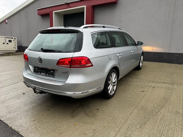 VOLKSWAGEN Passat 2012 — imagine 3