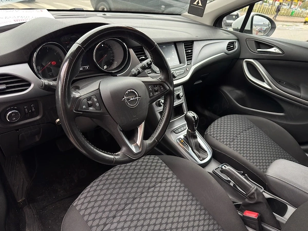OPEL Astra 2019 — imagine 9