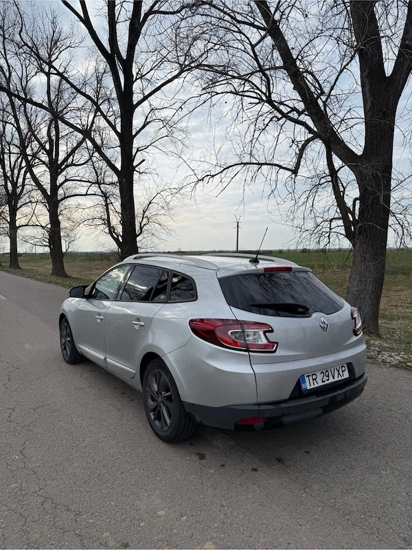 RENAULT Megane 2014 — imagine 3