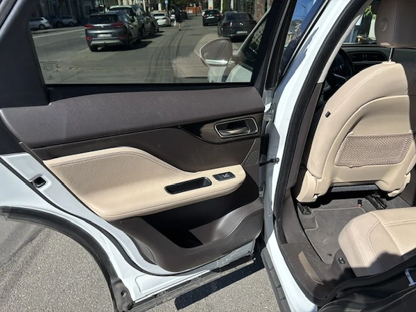 JAGUAR F-PACE 2020 — imagine 8
