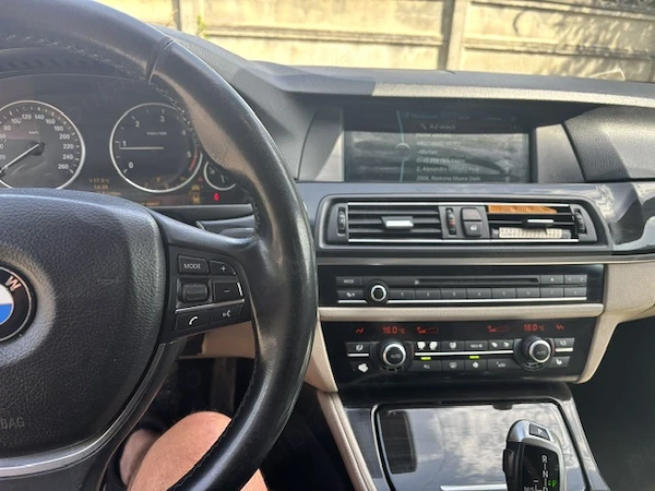 BMW Seria 5 2011 — imagine 3