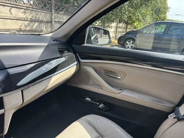 BMW Seria 5 2011 — imagine 2