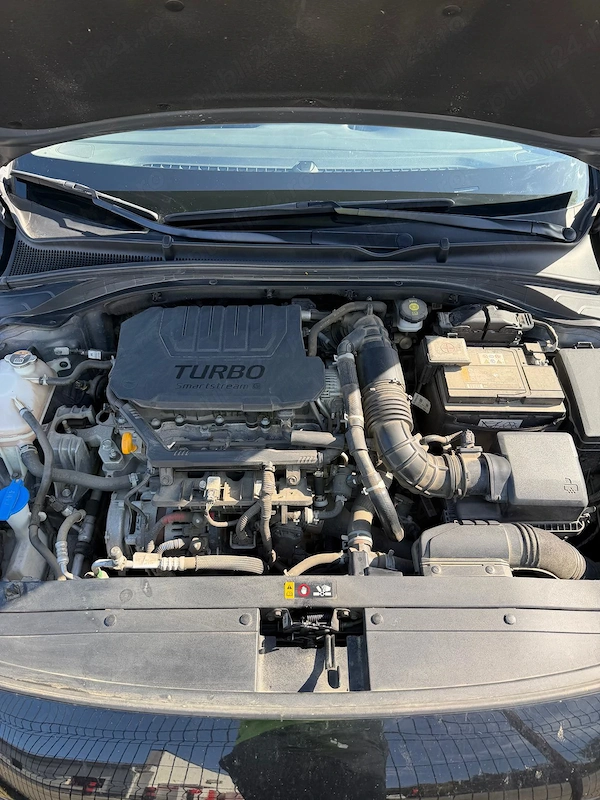 HYUNDAI i30 2024 — imagine 8
