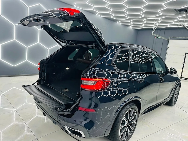 BMW  2019 — imagine 19