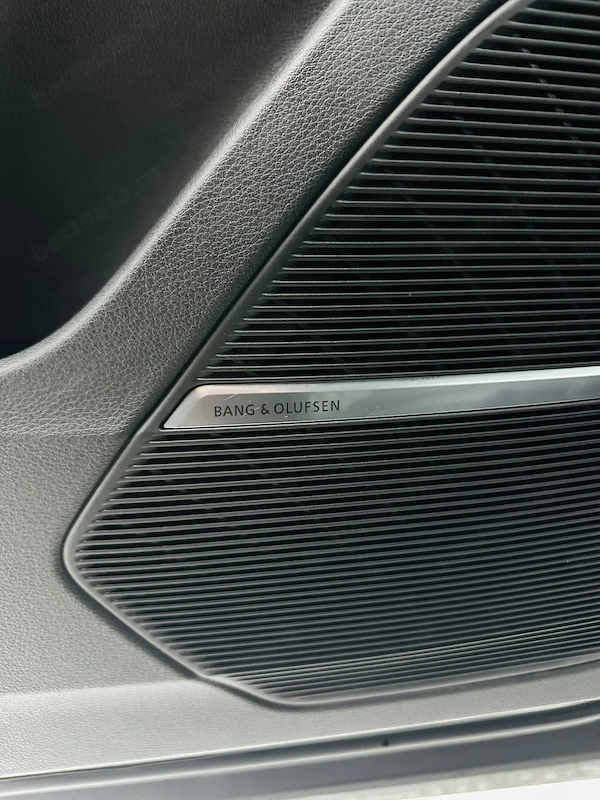 AUDI Q8 2020 — imagine 11