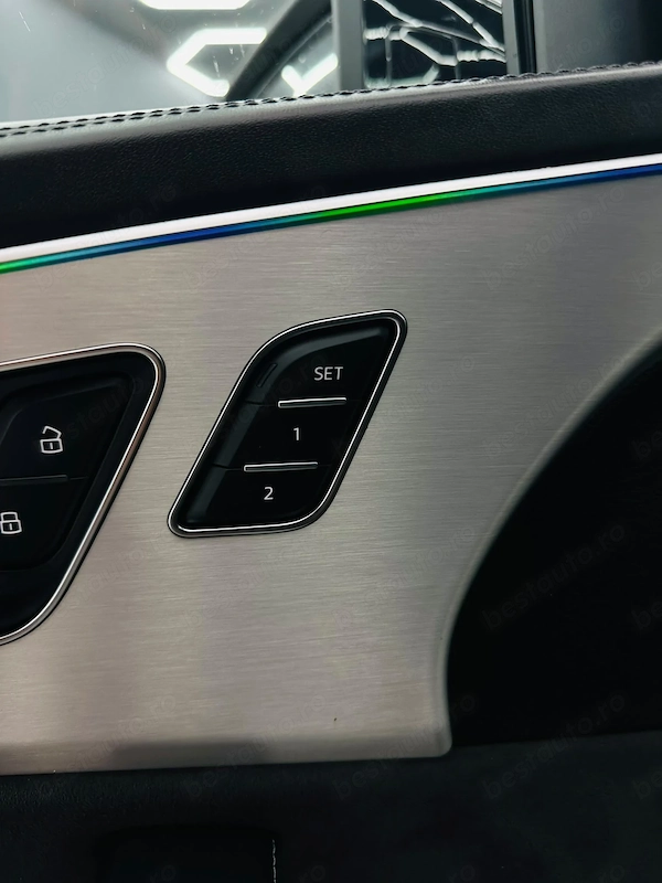 AUDI Q8 2020 — imagine 12