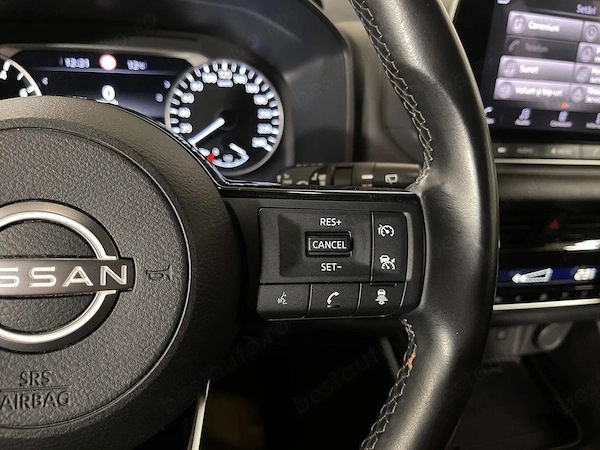 NISSAN Qashqai 2023 — imagine 18