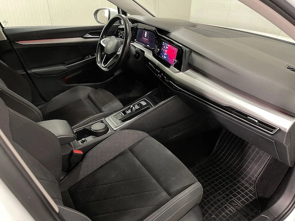 VOLKSWAGEN Golf 2023 — imagine 11