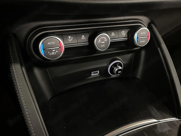 ALFA ROMEO Stelvio 2021 — imagine 20