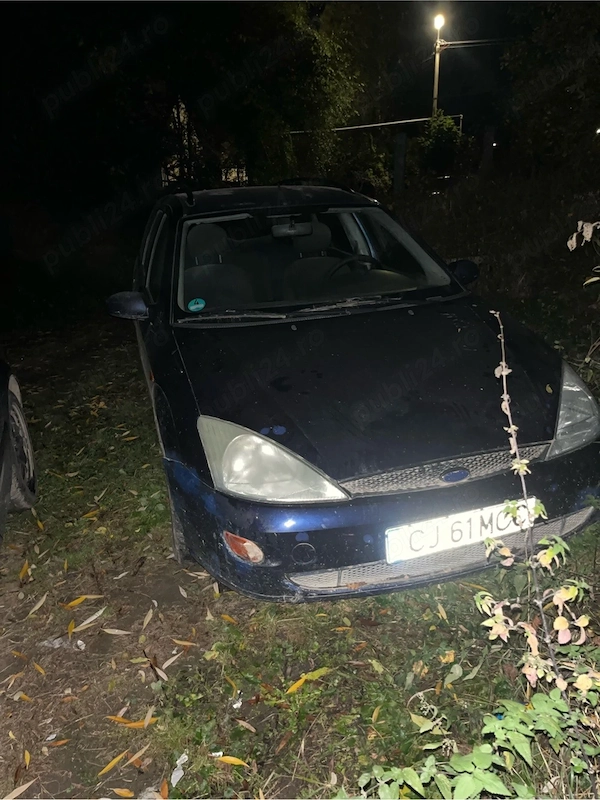 FORD Focus 2000 — imagine 4
