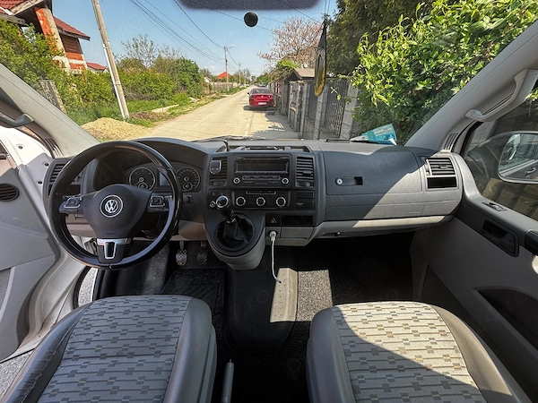 VOLKSWAGEN Transporter 2012 — imagine 5