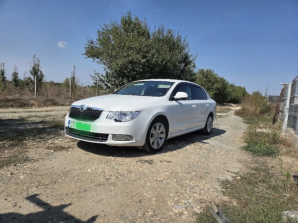 SKODA Superb 2011 — imagine 5