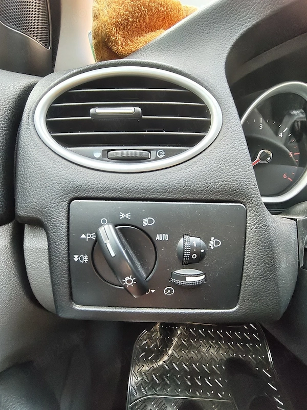 FORD Focus 2008 — imagine 10
