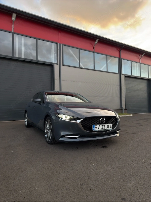 MAZDA 3 2023 — imagine 5