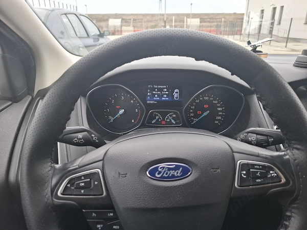FORD Focus 2015 — imagine 3