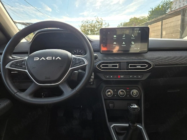 DACIA Logan 2023 — imagine 2