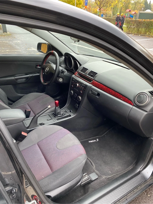 MAZDA 3 2004 — imagine 6