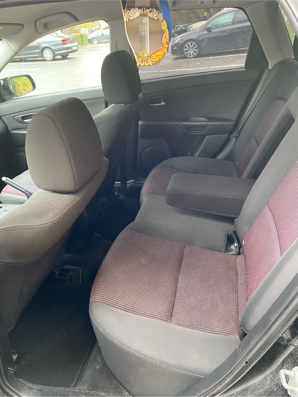 MAZDA 3 2004 — imagine 9