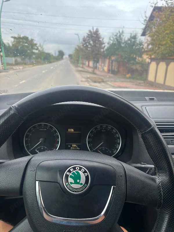SKODA Octavia 2012 — imagine 6