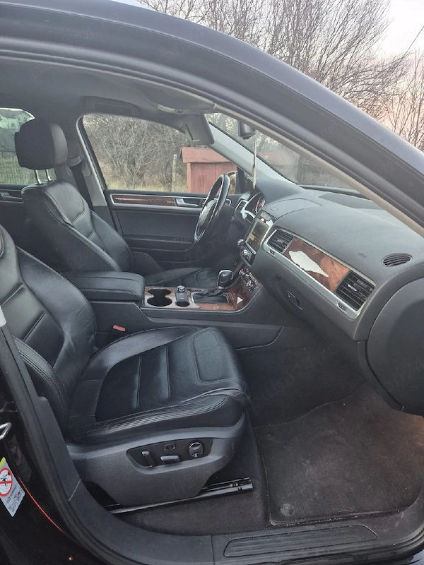 VOLKSWAGEN Touareg 2011 — imagine 5