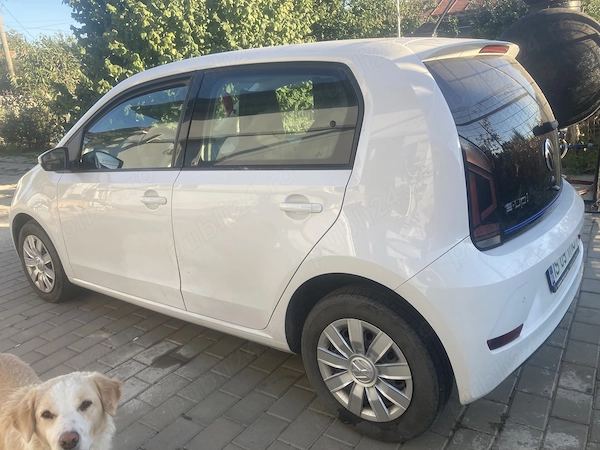 VOLKSWAGEN Up 2022 — imagine 4