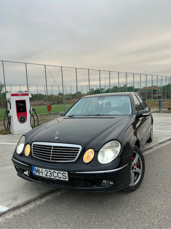 MERCEDES-BENZ E-Class