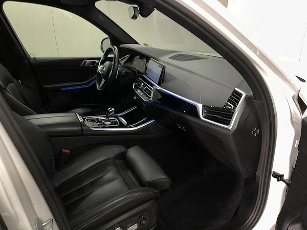 BMW X5 2022 — imagine 12