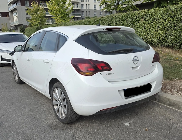 OPEL Astra 2011 — imagine 2