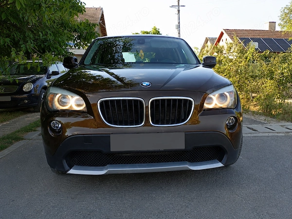 BMW iX1 2011 — imagine 2