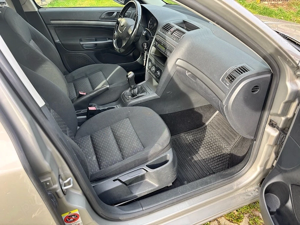 SKODA Octavia 2012 — imagine 7