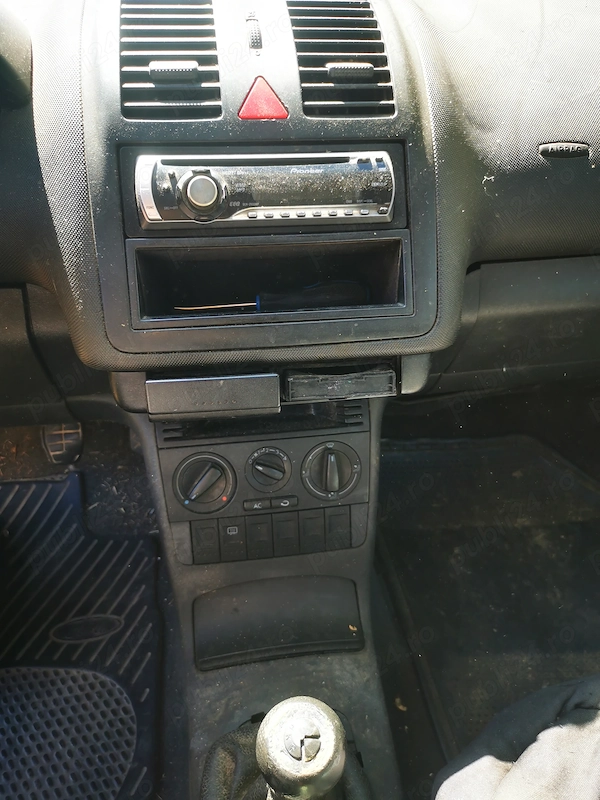 VOLKSWAGEN Polo 2001 — imagine 7