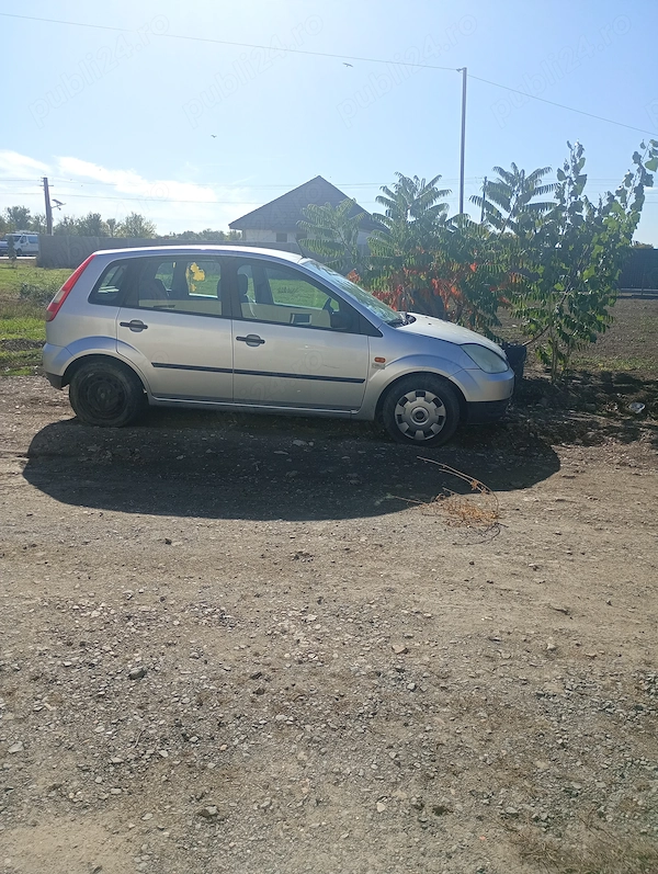 FORD Fiesta 2004 — imagine 2