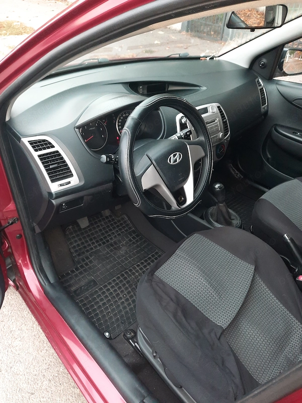 HYUNDAI i20 2012 — imagine 4