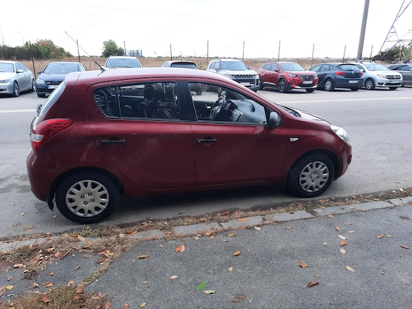 HYUNDAI i20 2012 — imagine 4