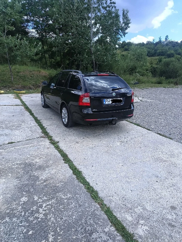 SKODA Octavia 2012 — imagine 6