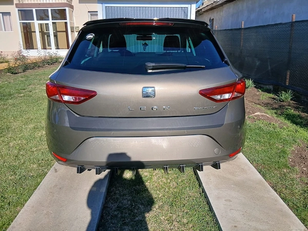 SEAT Leon 2016 — imagine 2