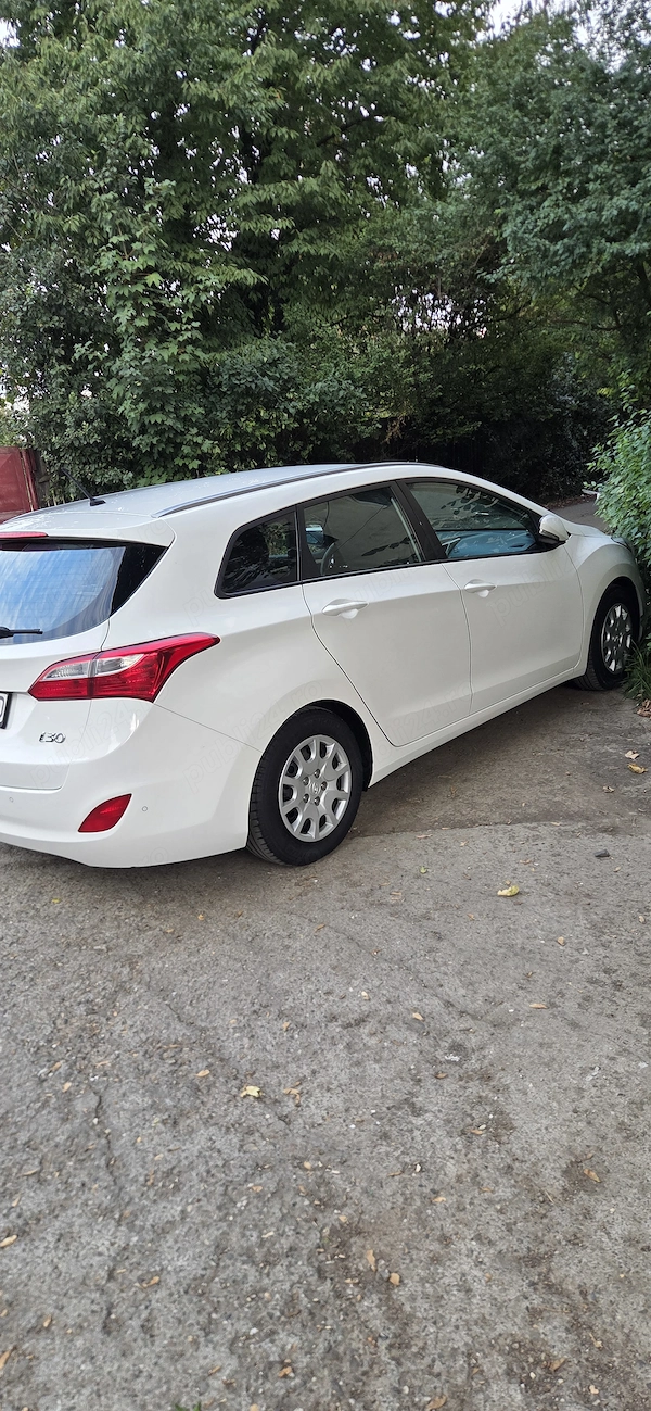 HYUNDAI i30 2013 — imagine 3