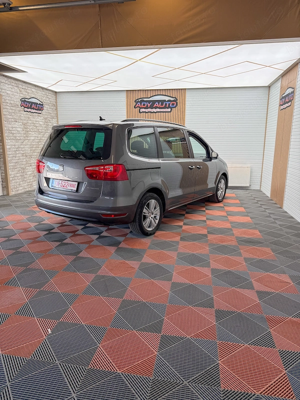 SEAT Alhambra 2012 — imagine 3
