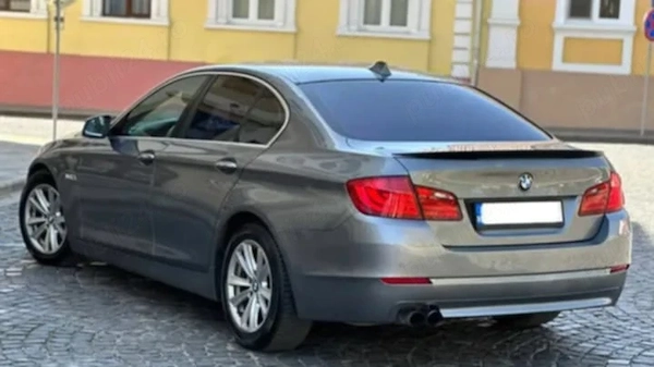 BMW Seria 5 2010 — imagine 4