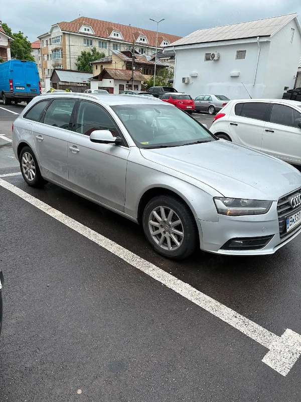 AUDI A4 2012 — imagine 4