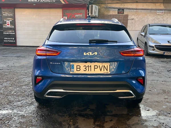 KIA Xceed 2025 — imagine 3