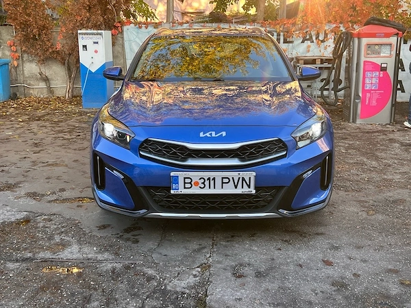 KIA Xceed 2025 — imagine 4