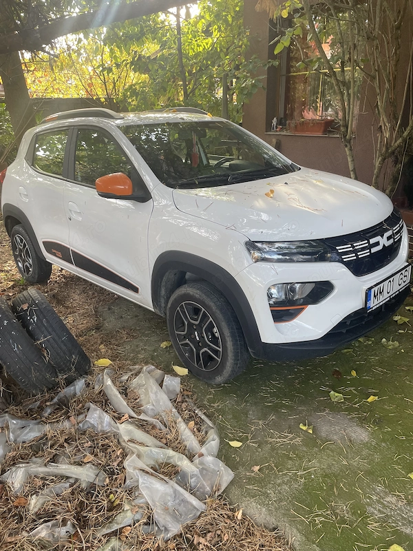 DACIA Spring 2023 — imagine 2