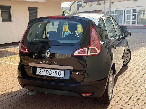 RENAULT Scenic 2012 — imagine 3