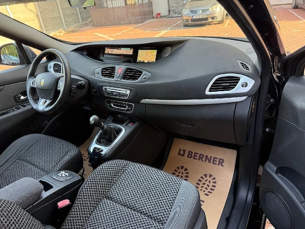 RENAULT Scenic 2012 — imagine 9