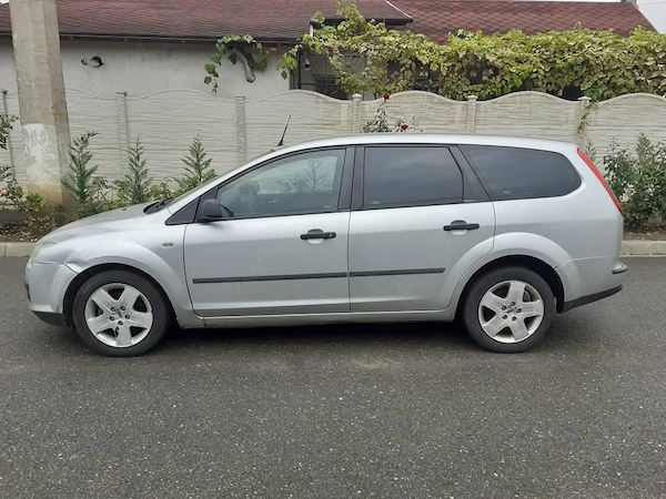 FORD Focus 2006 — imagine 6