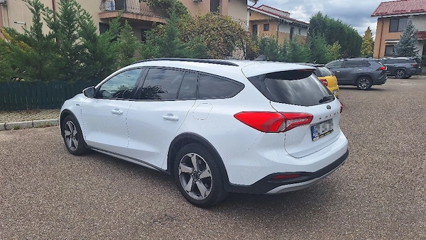 FORD Focus 2020 — imagine 4
