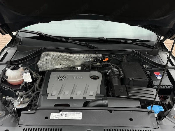 VOLKSWAGEN Tiguan 2012 — imagine 12